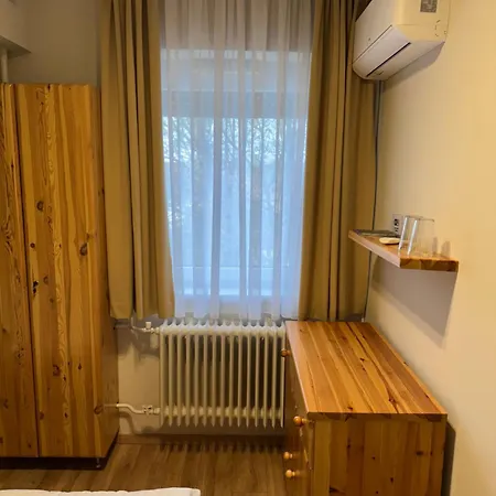 Csoemoeri Vendeghaz *