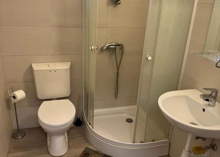 Csoemoeri Vendeghaz Guest house